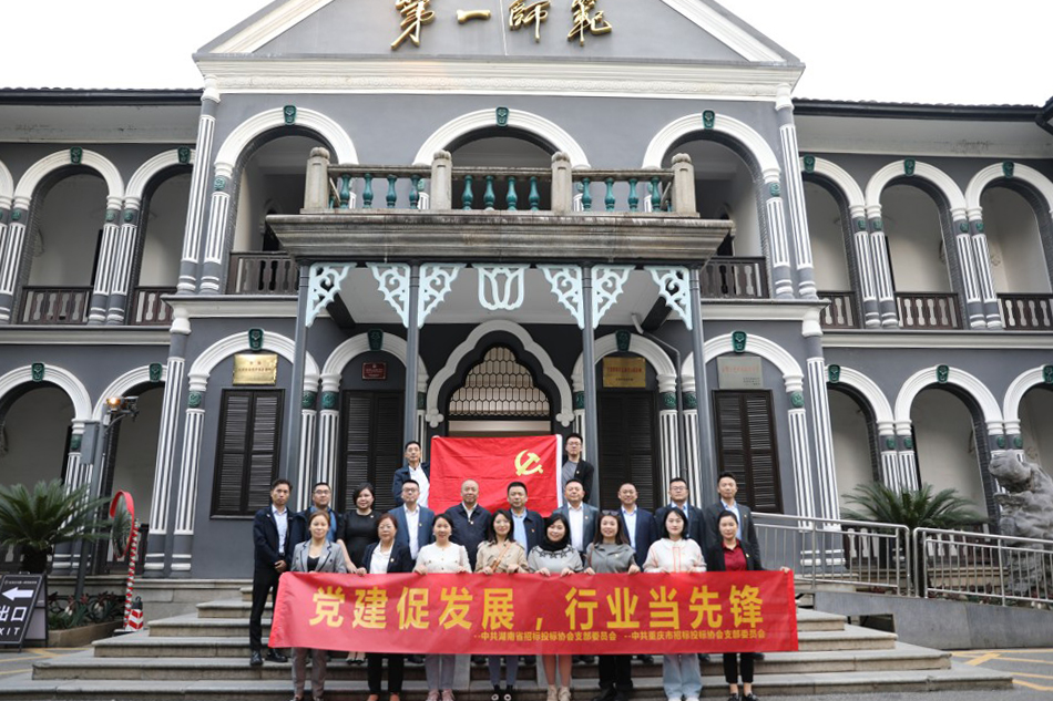 1731380382846042820.jpg 1731380382846042820.jpg